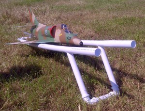 Nick's Skyhawk on the Bungee